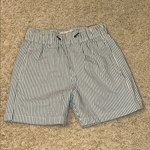 Boys Abercrombie kids shorts size 7/8